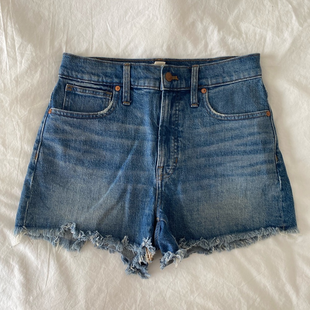 Madewell perfect Jean short size 27